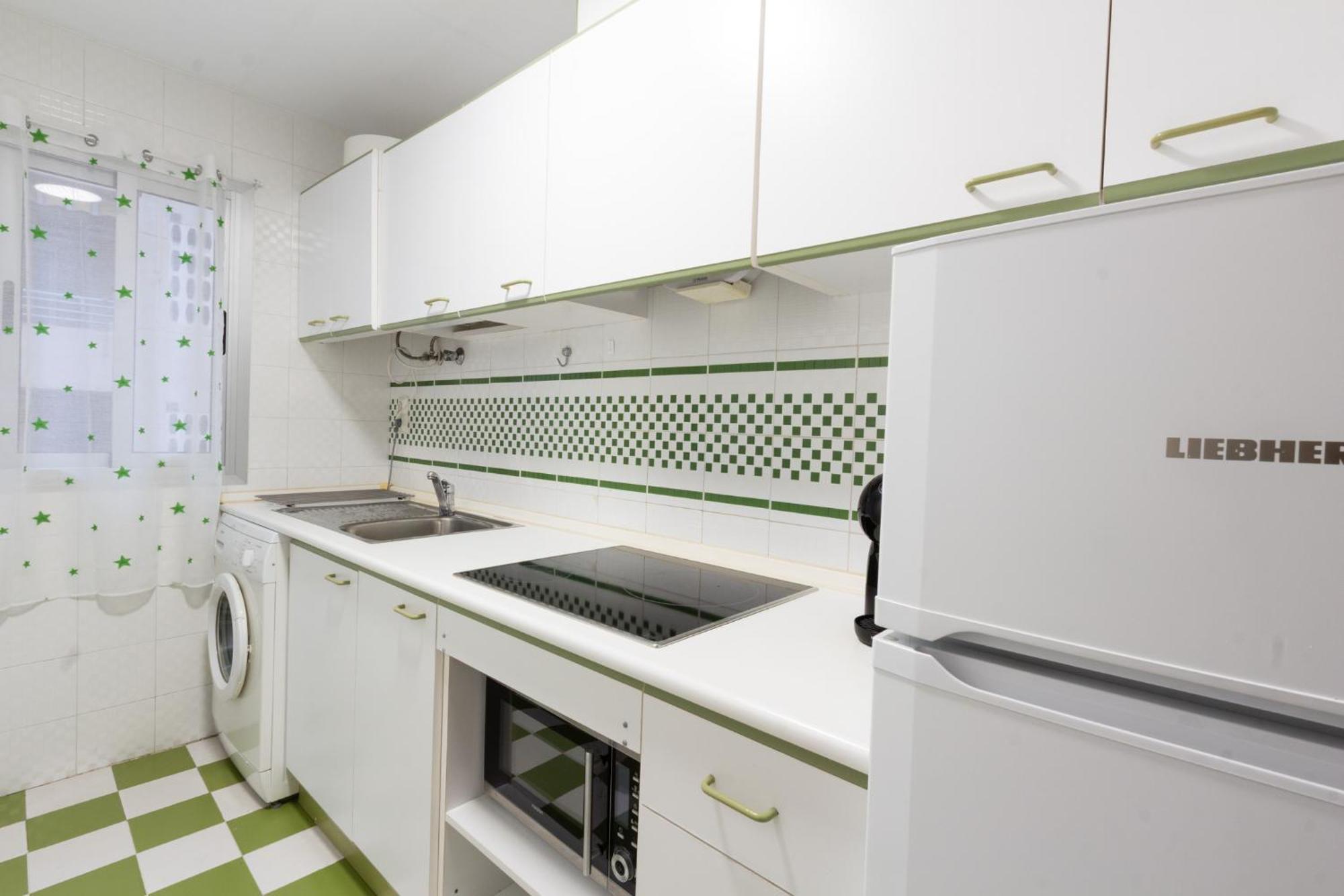 Menabrea Holiday House Near The Beach And Airport 圣波拉 外观 照片